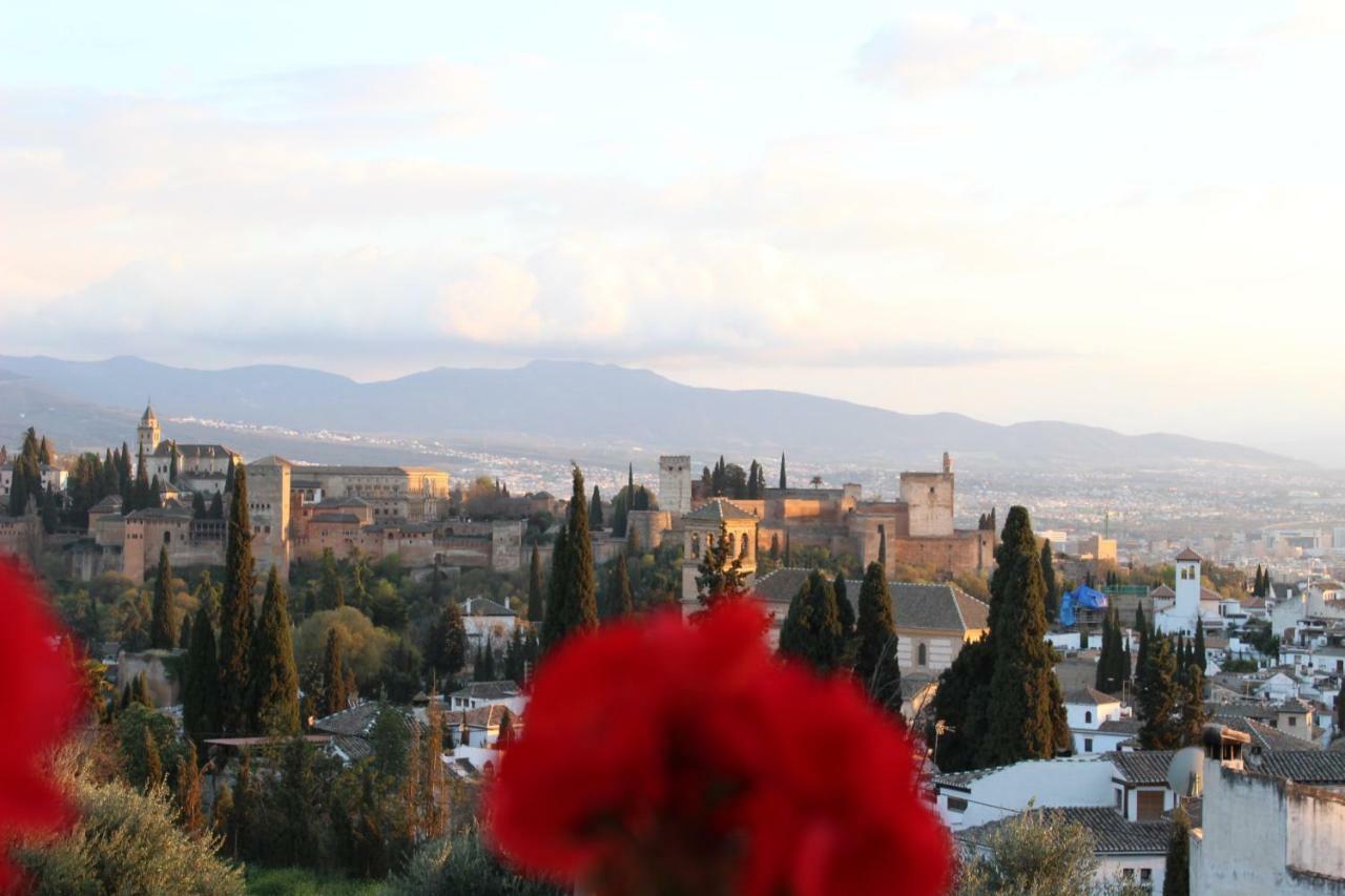 Morente sueña La Alhambra Granada Exterior foto